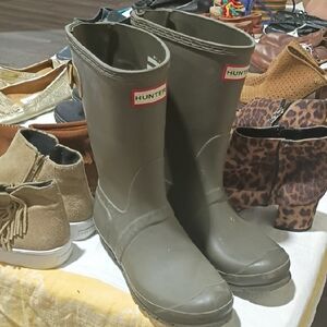 Hunter Olive Waterproof Wellies Rain Boots